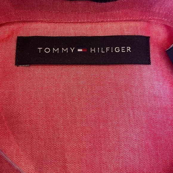 Tommy Hilfiger Men's Classic/Regular Fit Stretch Solid Dress Shirt,Cherry - Picture 8 of 11